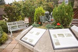 A photo of the gardens.